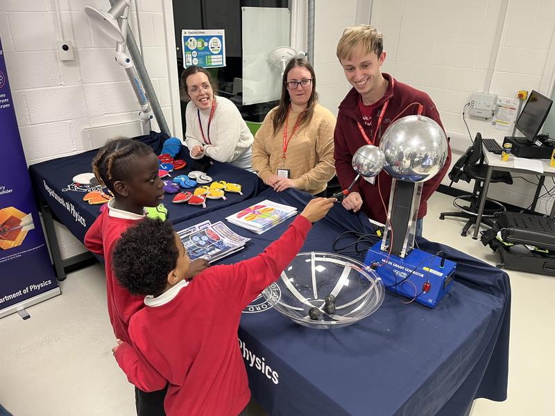 My Place, My Science, Stargazing event 16 January 2025: particle accelerator demonstration My Place, My Science, Stargazing event 16 January 2025: particle accelerator demonstration