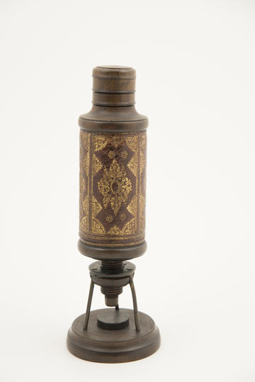 Compound microscope attributed to Cock, English, c. 1670/80 inv. 42375